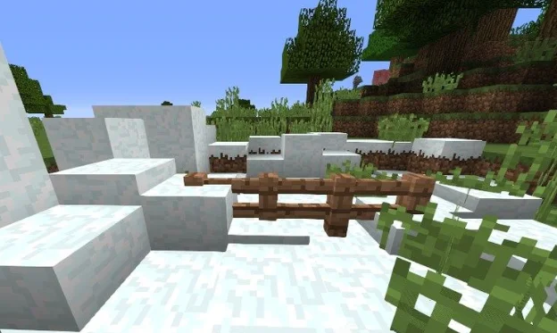 Снег под забором