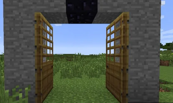 Большая дверь