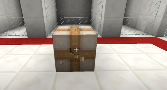 Упакованный сундук из мода Packing Tape