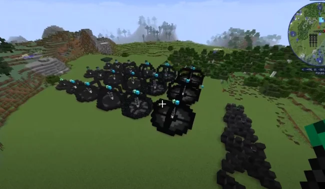 Огромный механизм из мода Environmental Tech