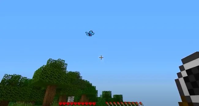 Бабочка из мода Familiar Fauna