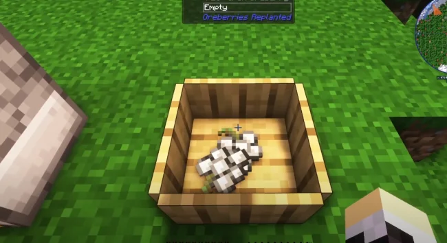 Кусочки железа в корзине из мода Oreberries Replanted