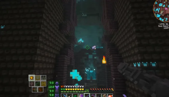 Процесс боя в новом измерении из мода The Great Below