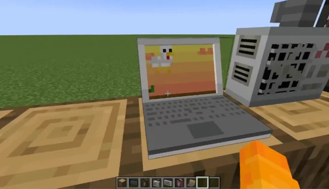 Ноутбук из мода MOA DECOR ELECTRONICS