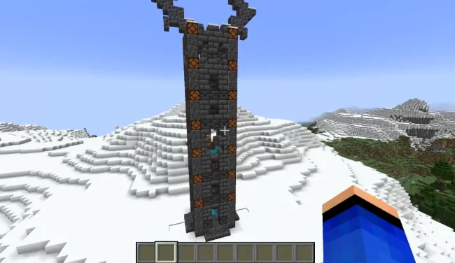 Новая башня в снежном биоме из мода Structory Towers
